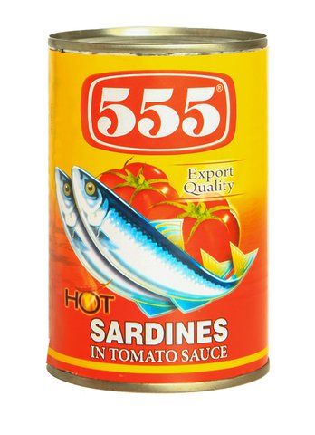 555 Hot Sardines in Tomato Sauce 425 g