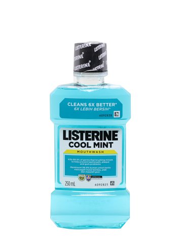 Listerine Mouthwash Cool Mint 250 ml