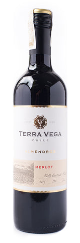 Terra Vega Chile Almendros Merlot Wine 750 ml