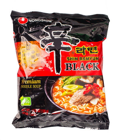 Nongshim Ramyun Black Premium Noodle Soup (Pouch) 130 g