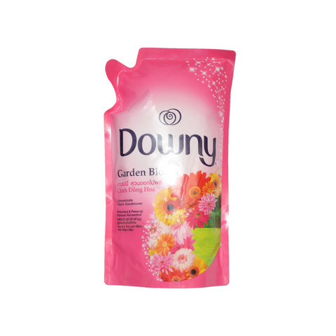 Downy Garden Bloom Fabric Softener Refill 900 ml
