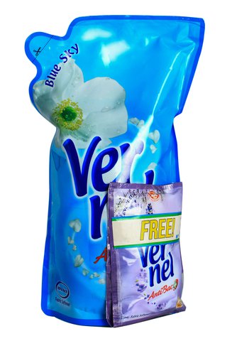 Vernel Fabric Softener Blue Sky Refill 1 l