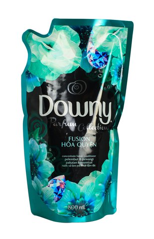 Downy Fusion Fabric Conditioner Refill 800 ml